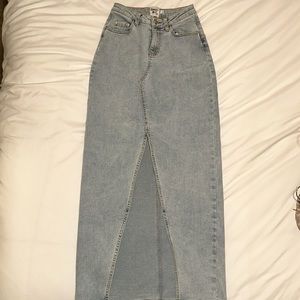 Princess Polly Batkins Maxi Skirt Light Wash Denim